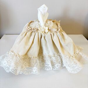Vtg Tissue Box Cover Square Shabby Romantic Grannycore Grandma Victorian Lacy